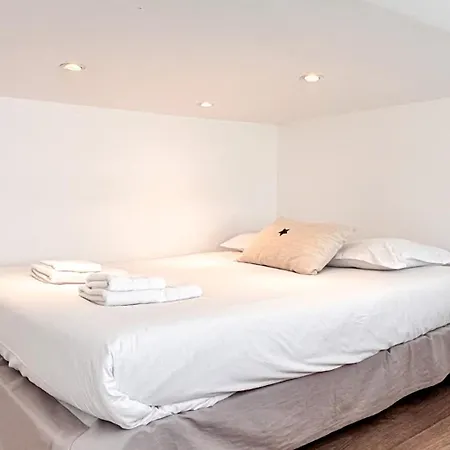 Historical Center In Xviii Th Century بوردو